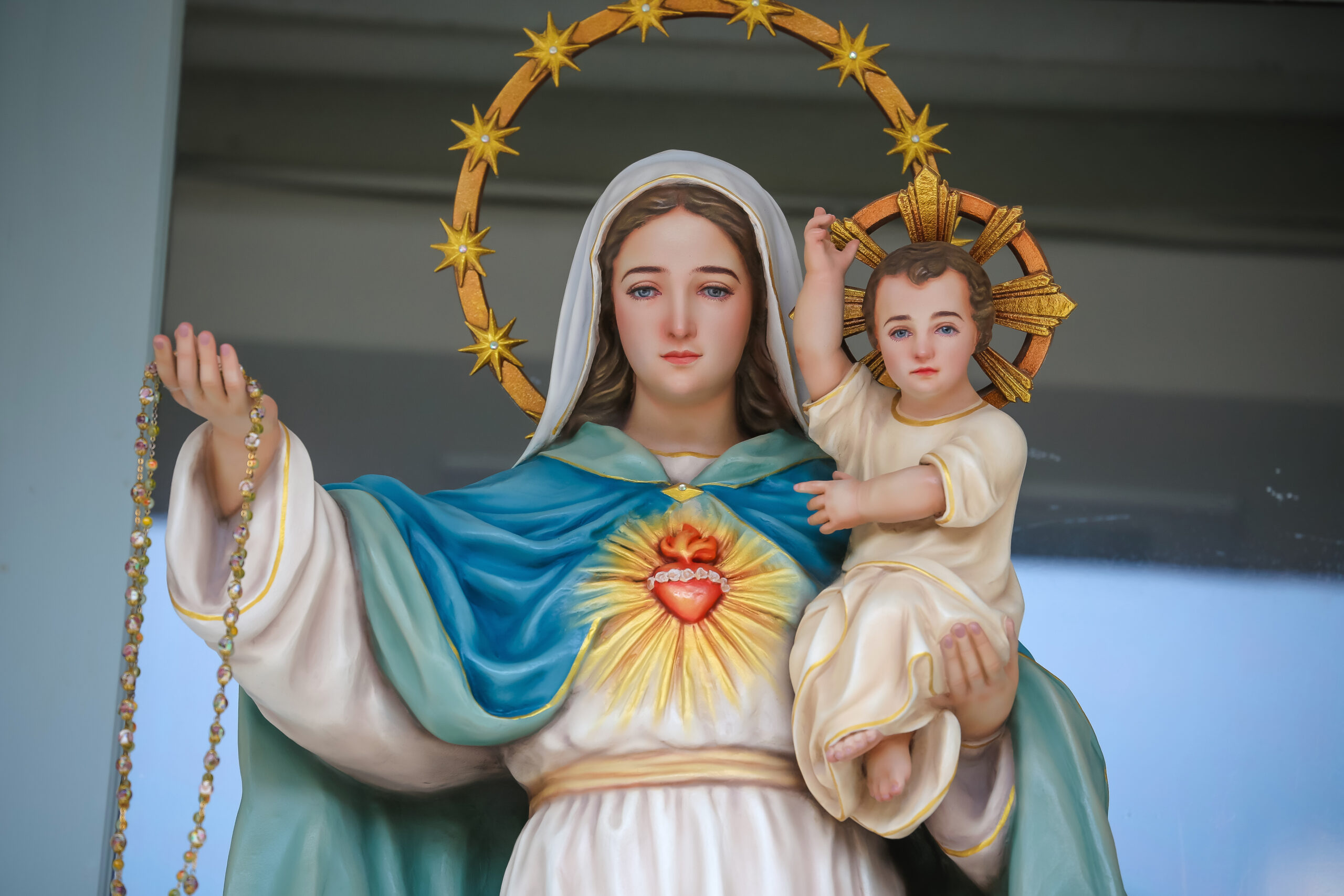 Our Lady of the Holy Rosary with infant Jesus